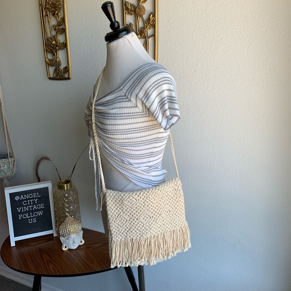 Fringe Macrame Purse - Picture 2 of 6
